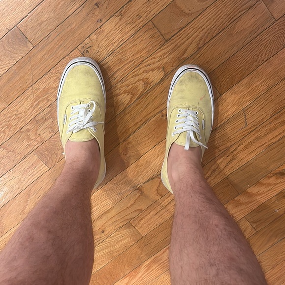 Size 11 men’s pastel yellow vans little dirty lots of life just need cleaned up - Picture 6 of 6